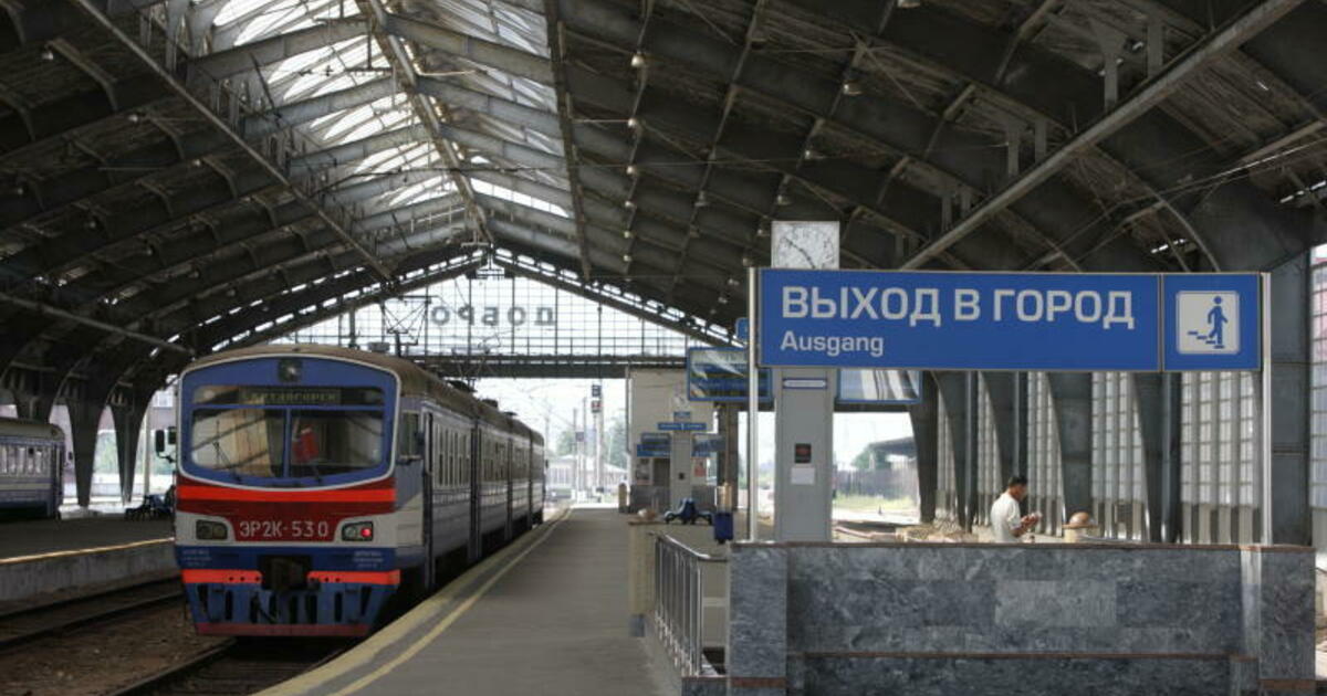 Электрички южный вокзал калининград. Метро Калининград. Калининград метрополитен. Метро поезд Калининград. В Калининграде есть метро.