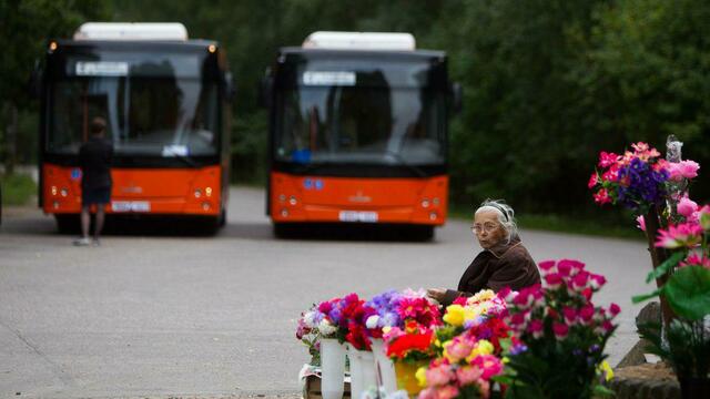 В Калининграде на Радоницу пустят временный автобус до кладбища 
