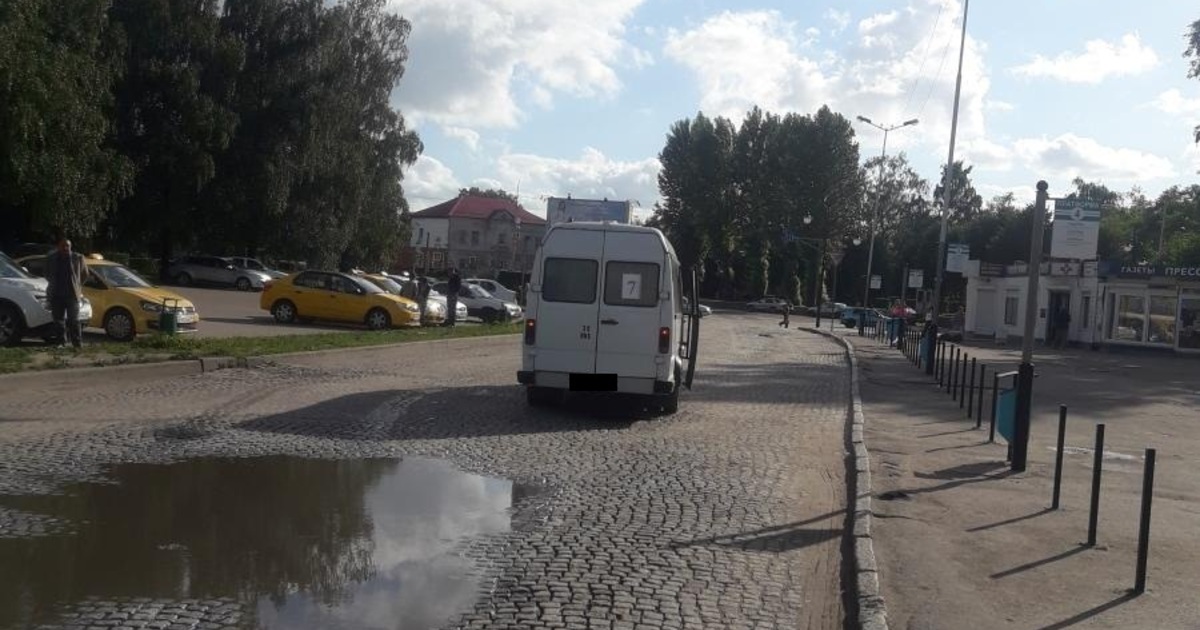 Черняховск маршрутки. Городские маршрутки в Черняховске. Черняховск февраль 2021. Черняховск автобус №2.