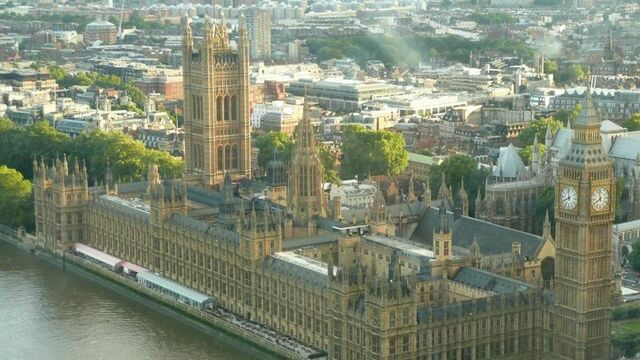 СМИ: стрельбу и давку в Лондоне устроил мужчина, судимый за финансирование террористов  (дополнено)