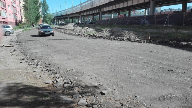 На временную дорогу на Острове дважды в неделю будут подсыпать щебёнку 