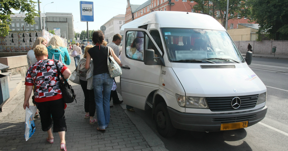 Калининград берлин автобус. Автобус Калининград Берлин. 122 Маршрутка Калининград. Берлин Калининград микроавтобус Алес. Выпал из газели.