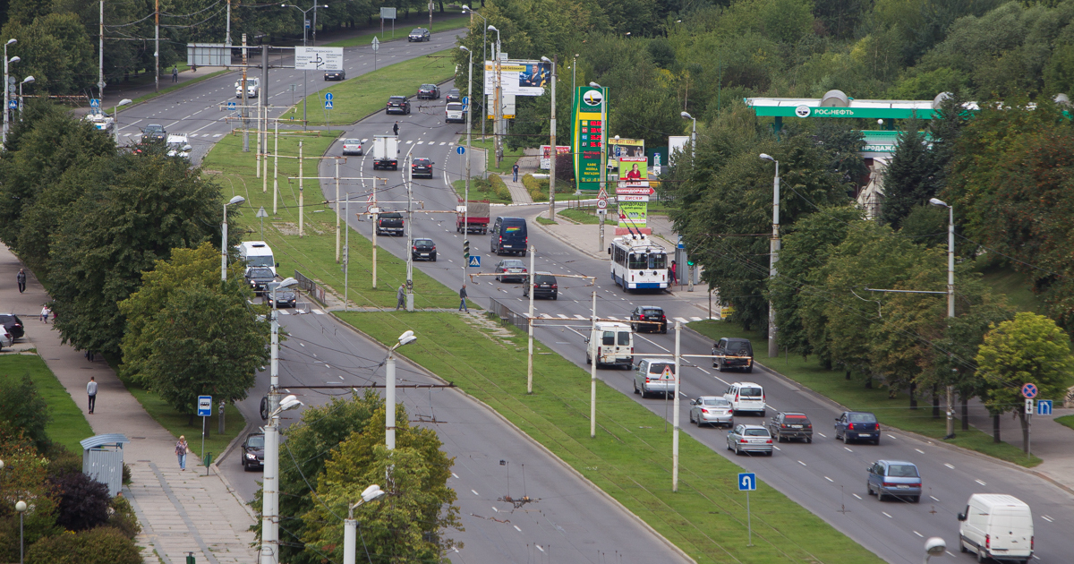 Московский проспект калининград. Московский проспект дорога Калининград. Новая улица на Московском проспекте Калининград. Московский проспект Калининград новый район.