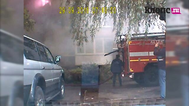 На ул. Хмельницкого горел жилой дом, погиб человек (видео пожара)