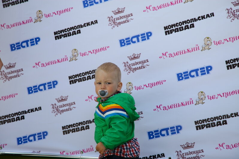 Юбилейный бег в ползунках в Калининграде собрал рекордное число маленьких участников - Новости Калининграда