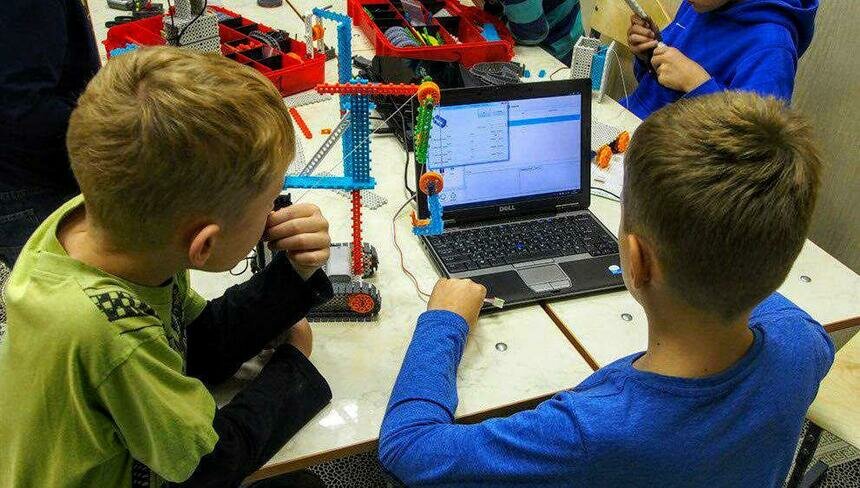 Робототехника и программирование на базе Minecraft: как в Калининграде растят вундеркиндов - Новости Калининграда