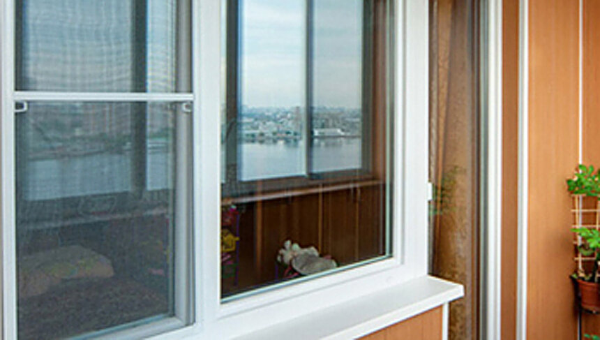 Увеличиваем пространство квартиры: реально ли остеклить балкон за один день - Новости Калининграда