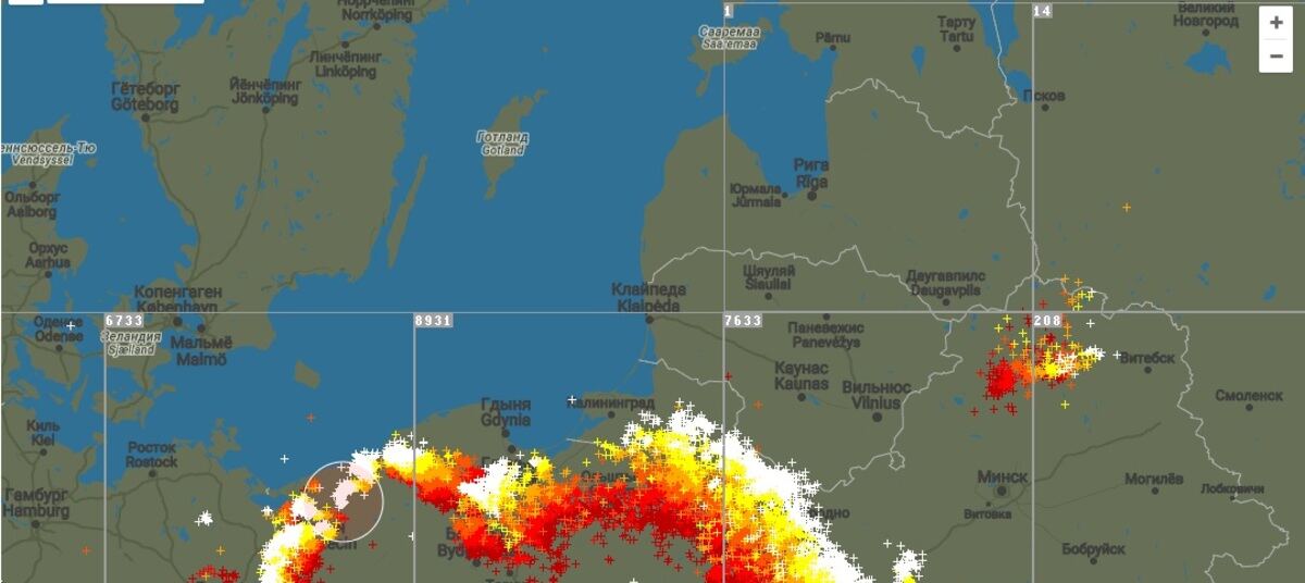 Где сейчас больше. Где идет гроза в карте.. Карту где сейчас идет гроза. Гроза в реальном времени Blitzortung. Где по карте идет гроза.
