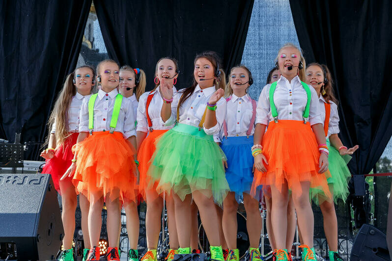 Сосо Павлиашвили выступил с большим концертом на праздновании дня рождения "Резиденции королей" - Новости Калининграда
