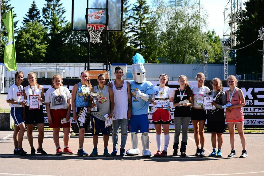 На стадионе &quot;Балтика&quot; прошли соревнования по баскетболу 3х3 на кубок ректора БФУ им. И. Канта - Новости Калининграда