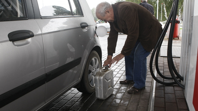Эксперты прогнозируют еженедельное повышение цен на бензин