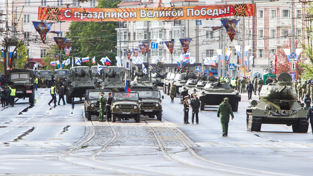 Парад Победы в Калининграде 9 мая 2018 года (видео)