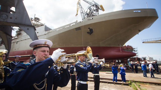 В Калининграде спустили на воду самый большой десантный корабль 