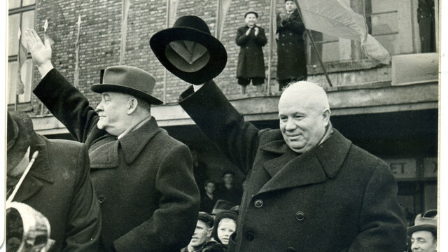 Приезд Хрущёва и развалины собора: опубликованы уникальные снимки из семейных альбомов калининградцев