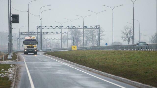 Калининградские власти компенсируют расходы местным производителям грузовиков