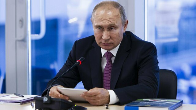 Путин потребовал навести порядок в системе льготного обеспечения лекарствами