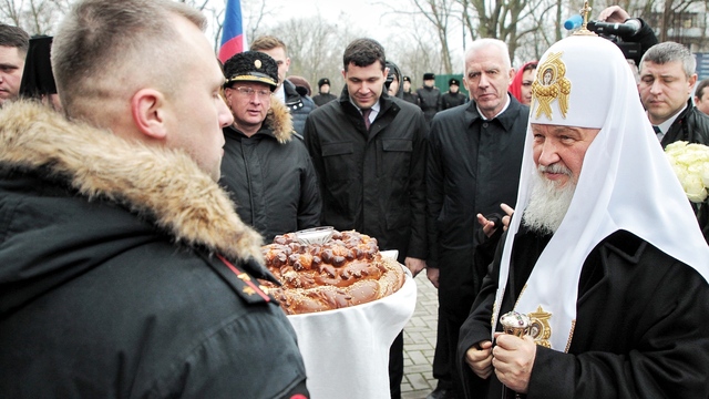 Патриарх Кирилл освятил в Балтийске памятник князю Александру Невскому 