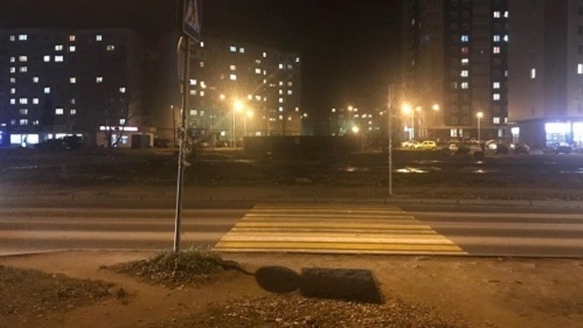 В Калининграде водитель сбил подростка, а потом отвёз её в школу 