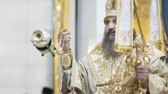 Калининградские верующие встретили Рождество в соборе Христа Спасителя (фоторепортаж)