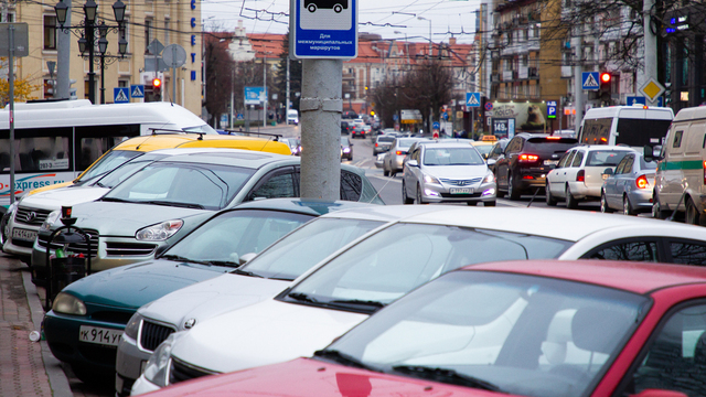 На улицах Емельянова, Театральной и Моспроспекте установят новые запрещающие знаки