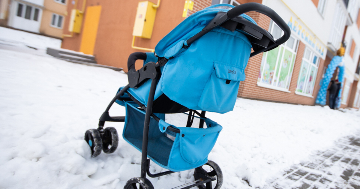 В Зеленоградске рецидивисту дали год тюрьмы за кражу детской коляски ...