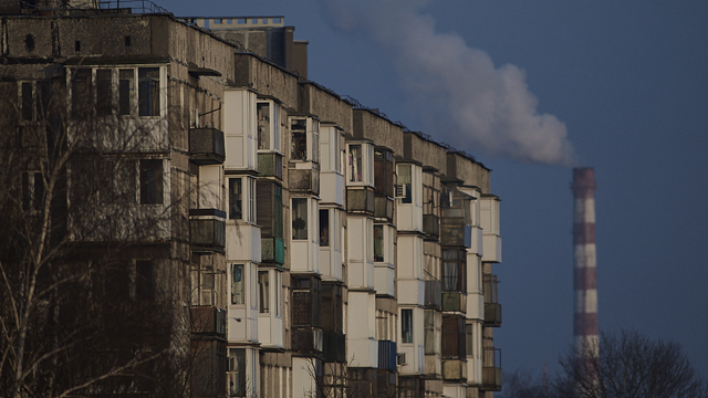 В Минздраве оценили запрет курения на балконах жилых домов