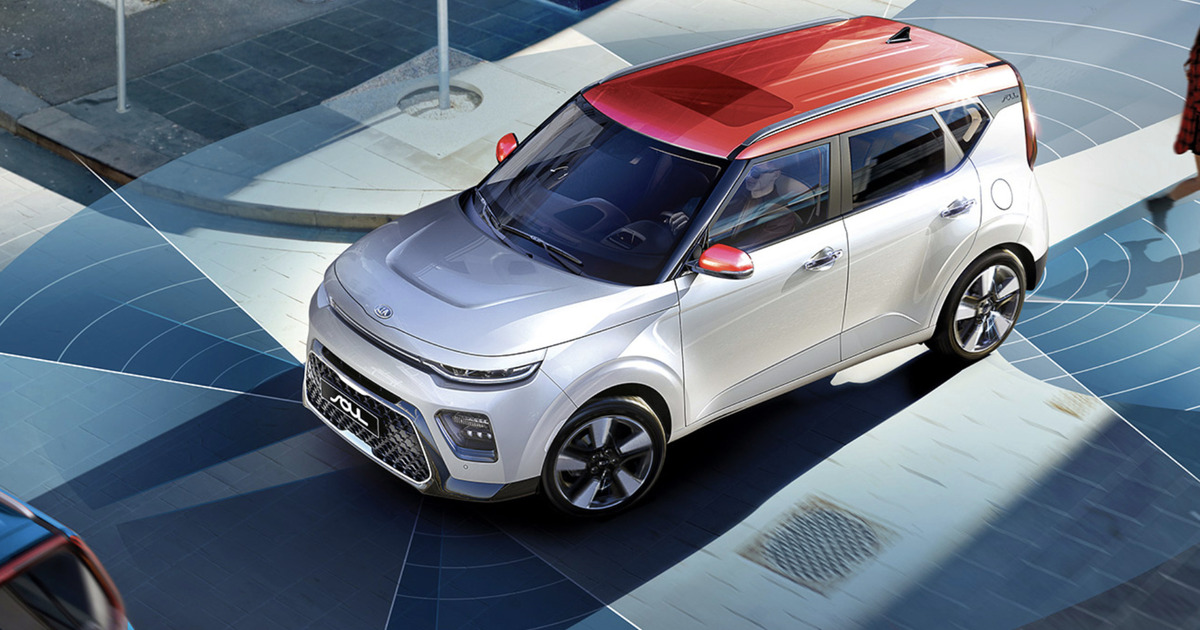 Kia Soul красная крыша