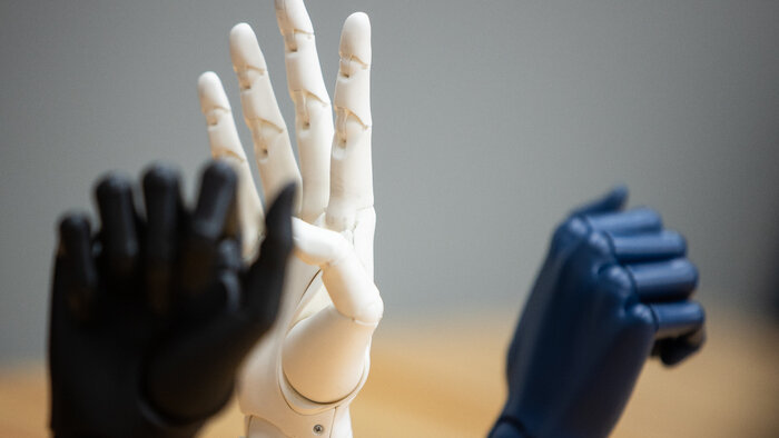 Изобретатель из Пионерского разработал механическую руку, повторяющую все движения человеческой кисти - Новости Калининграда | Фото: Александр Подгорчук / &quot;Клопс&quot;