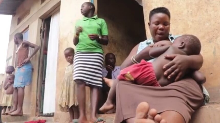 Жительницу Уганды признали самой многодетной матерью в мире - Новости Калининграда | Изображение: кадр из эфира Reuters TV