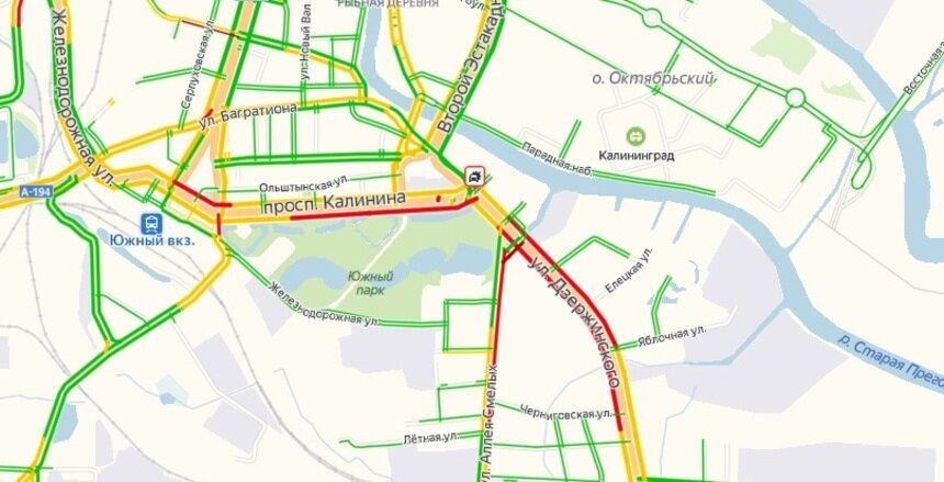 На проспекте Калинина образовалась километровая пробка из-за ДТП с участием трёх машин - Новости Калининграда | Скриншот страницы &quot;Яндекса&quot;