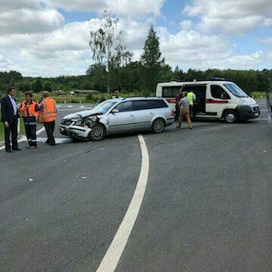 УМВД: после аварии на перекрёстке под Гвардейском госпитализировали водителя Renault - Новости Калининграда | Фото: пресс-служба регионального УМВД