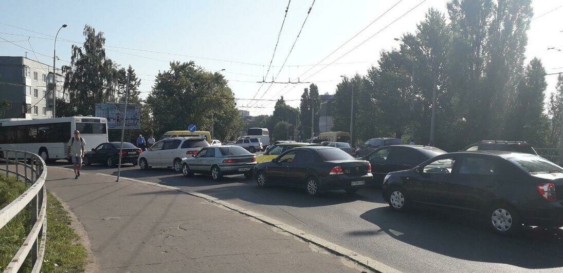 В Калининграде из-за ремонта на Киевской несколько улиц встали в пробках (фото) - Новости Калининграда | Фото: &quot;Клопс&quot;