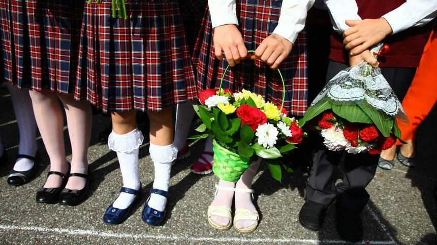 Калининградцам предложили не покупать цветы к 1 Сентября и отдать деньги больным детям  - Новости Калининграда | Архив &quot;Клопс&quot;