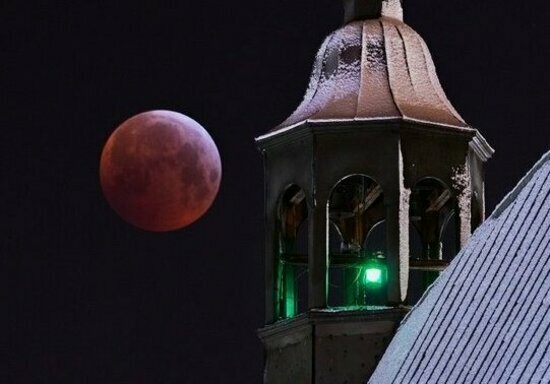 Учёные рассказали, что скрывается под поверхностью Луны   - Новости Калининграда | Фото: Валерий Притченко