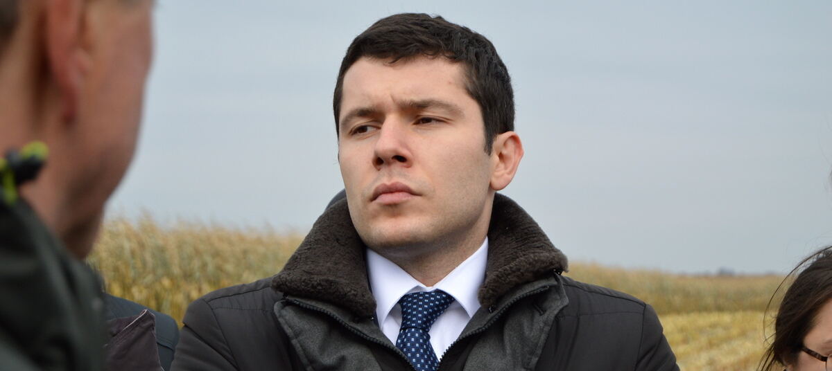 губернатор калининграда 2023. смайл алиханов. алиханов зеленые глаза. алиханов зеленые глаза. алиханов зиявуддинов.