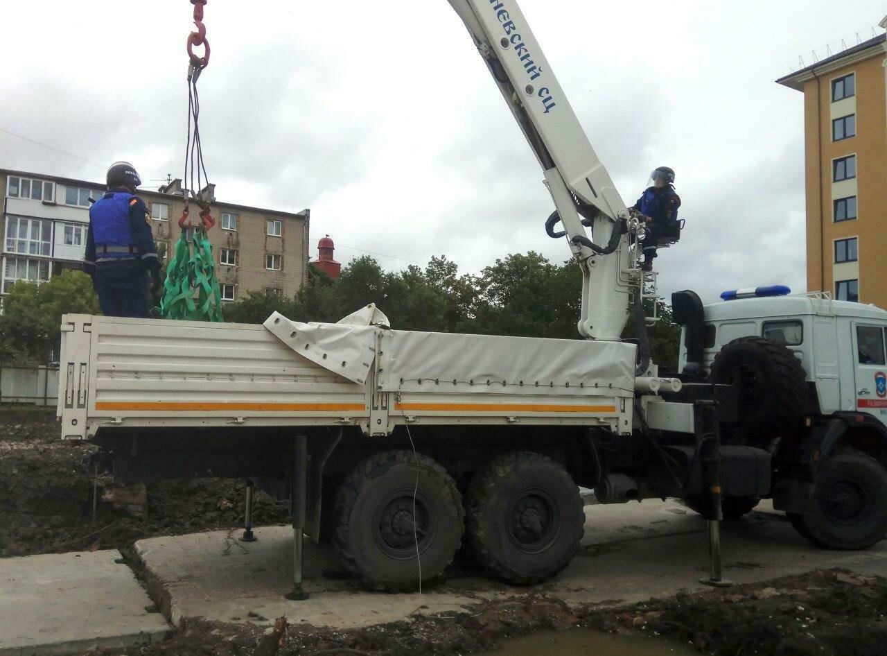 Авиабомба в болоте и фугас на торфяном поле: сапёры рассказали об опасных  находках в Калининграде (фото) - Новости Калининграда