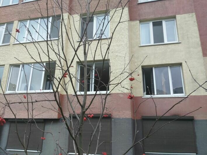 В доме не сработал ни один датчик: что известно о пожаре в многоэтажке на Сельме (фото, видео) - Новости Калининграда | Фото: жильцы дома