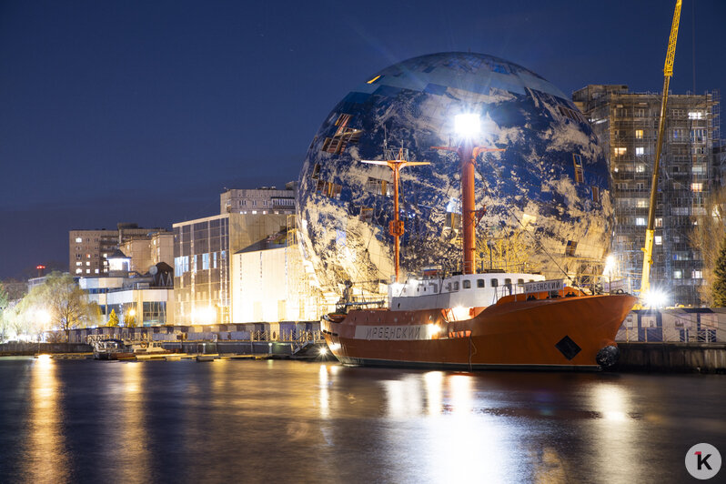 Остеклили на 70%: как сейчас выглядит корпус-шар Музея Мирового океана (фото) - Новости Калининграда | Фото: Александр Подгорчук / &quot;Клопс&quot;