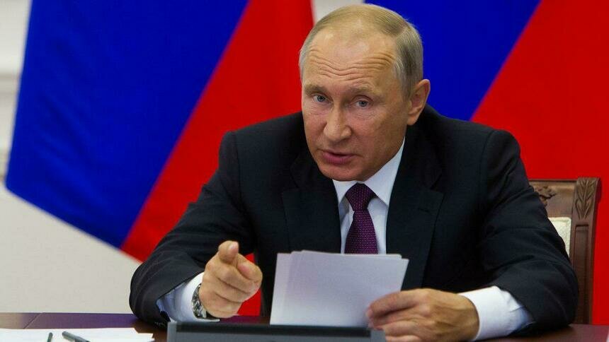 Путин одобрил предложение увольнять чиновников за хамство   - Новости Калининграда | Архив &quot;Клопс&quot;