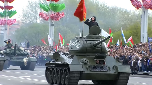 В Минске прошёл парад Победы (видео)  