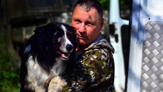 13 тысяч собак за 40 лет работы: инструктор по дрессировке — о воспитании животных