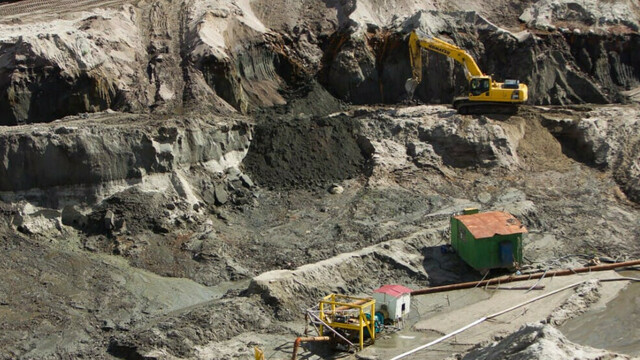 Янтарный комбинат объявил тендер на отработку горных пород в Приморском карьере на 644 млн