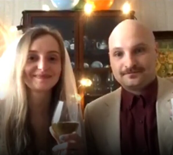 Калининградцы сыграли свадьбу в прямом эфире Instagram (видео) - Новости Калининграда | Скриншот трансляции