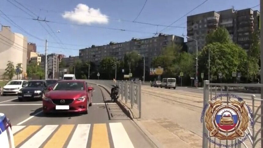 В Калининграде водитель скутера попал в больницу после столкновения с легковушкой - Новости Калининграда | Фото: пресс-служба регионального УМВД