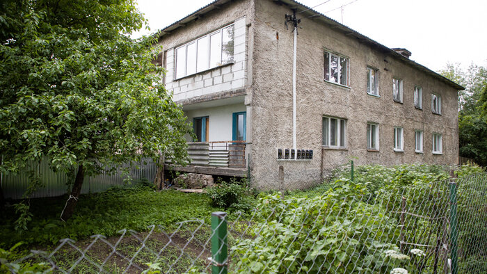 В одном из таких домов жили педофилы | Фото: Александр Подгорчук / &quot;Клопс&quot;