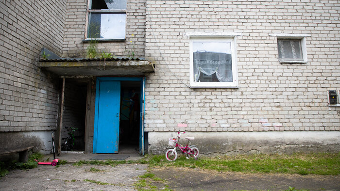 Дом одной из пострадавших семей | Фото: Александр Подгорчук / &quot;Клопс&quot;