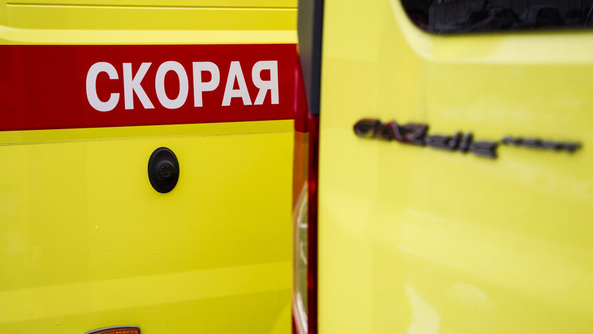 Во дворе Калининграда легковушка сбила четырёхлетнего мальчика - Новости Калининграда | Архив &quot;Клопс&quot;