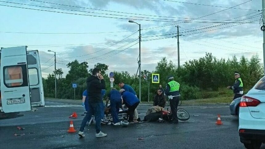 Попавший в ДТП на Емельянова скутерист был пьян и не имел водительских прав - Новости Калининграда | Фото: очевидец