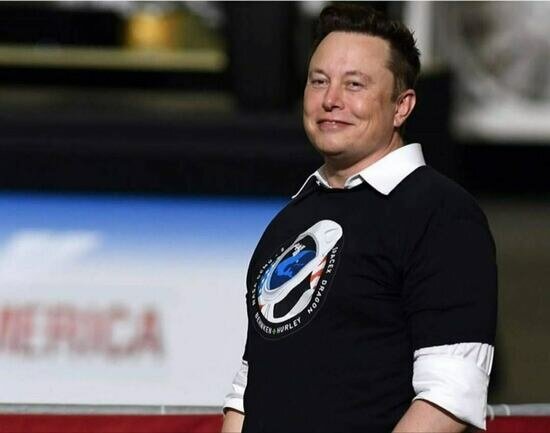 Илон Маск впервые попал в пятёрку самых богатых в мире людей по версии Forbes - Новости Калининграда | Фото: официальная страница Илона Маска / Facebook