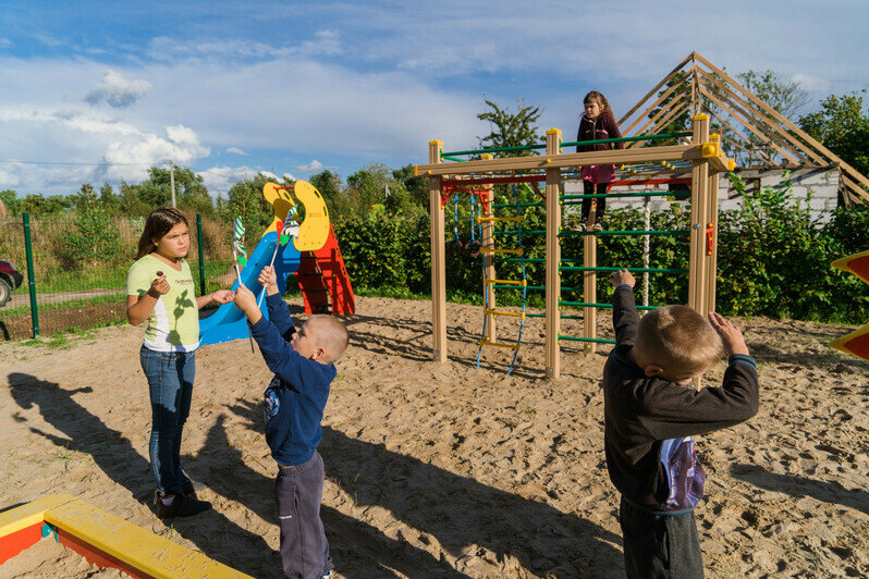 В посёлке Менделеево состоялось открытие детской площадки - Новости Калининграда